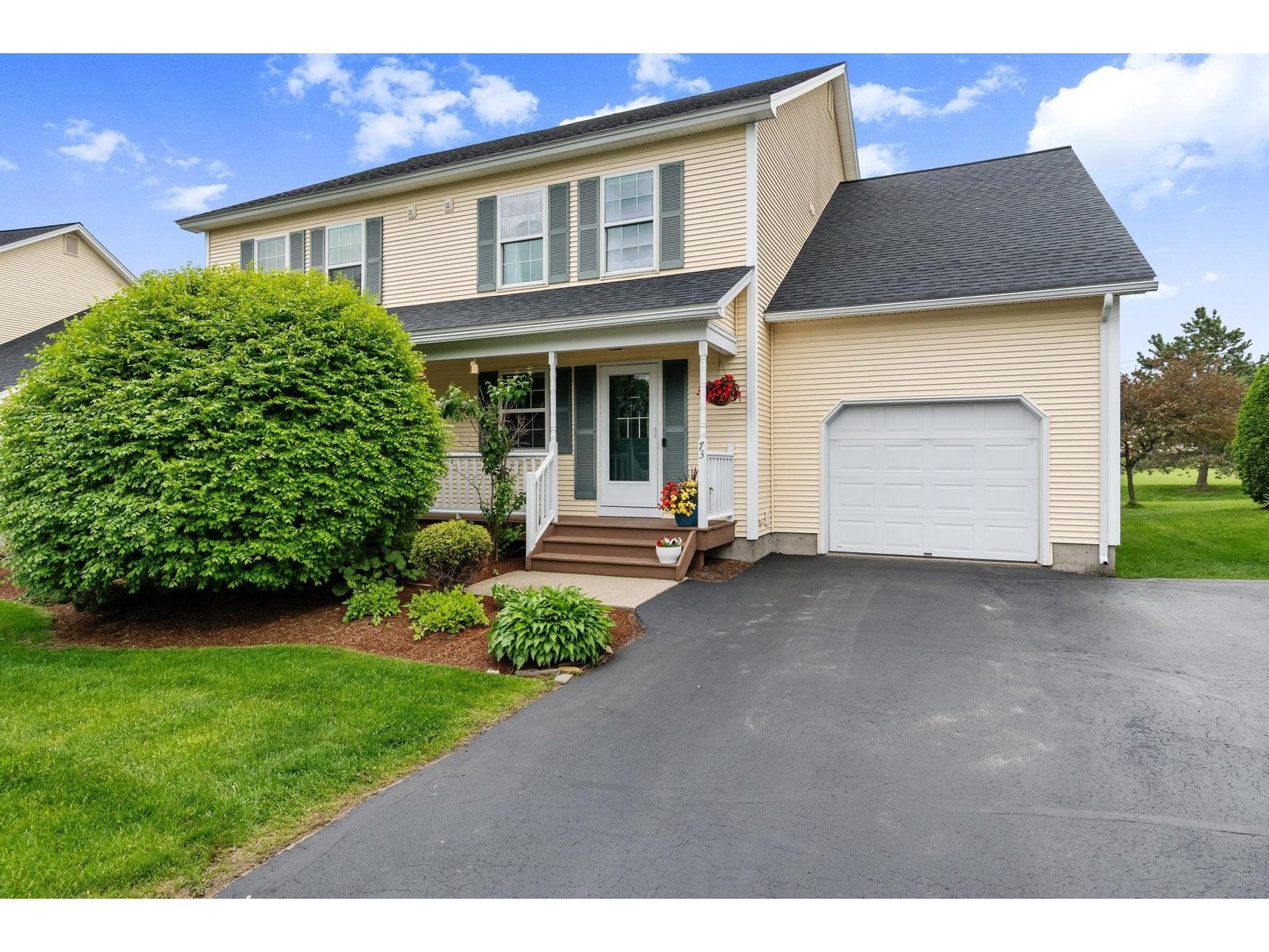 73 Floral Drive, South Burlington