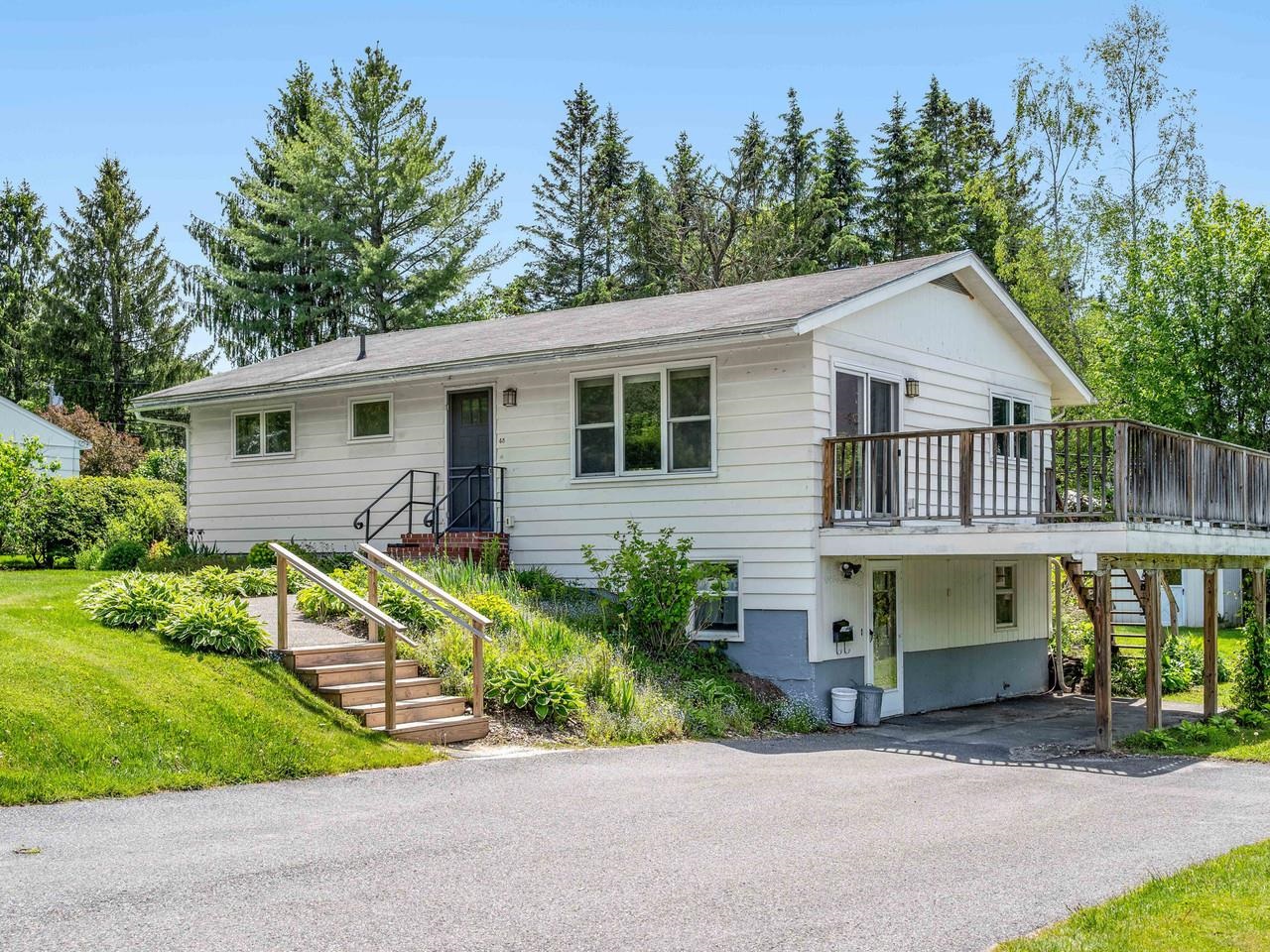 48 Colonial Drive, Montpelier