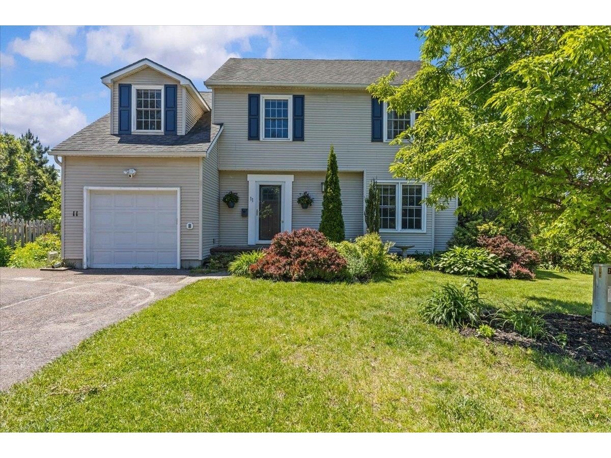 11 Dover Street, South Burlington