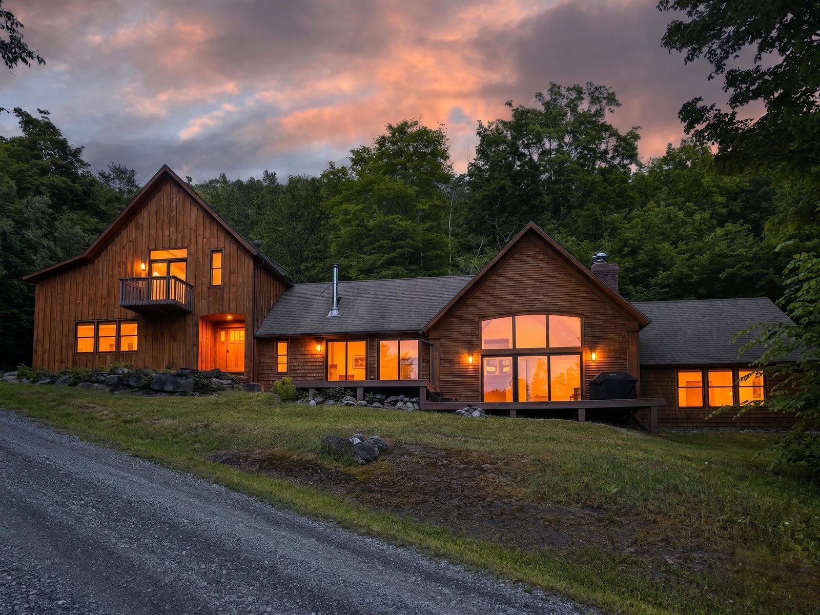 460 Bull Moose Ridge Road, Stowe