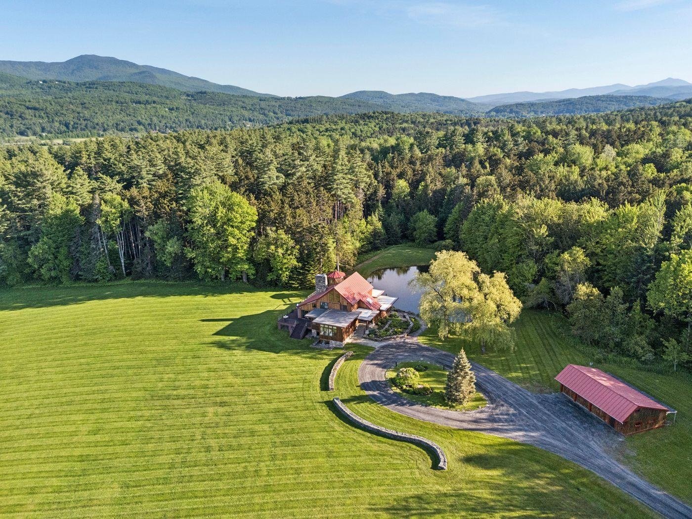 105 Lower Moulton Lane, Stowe