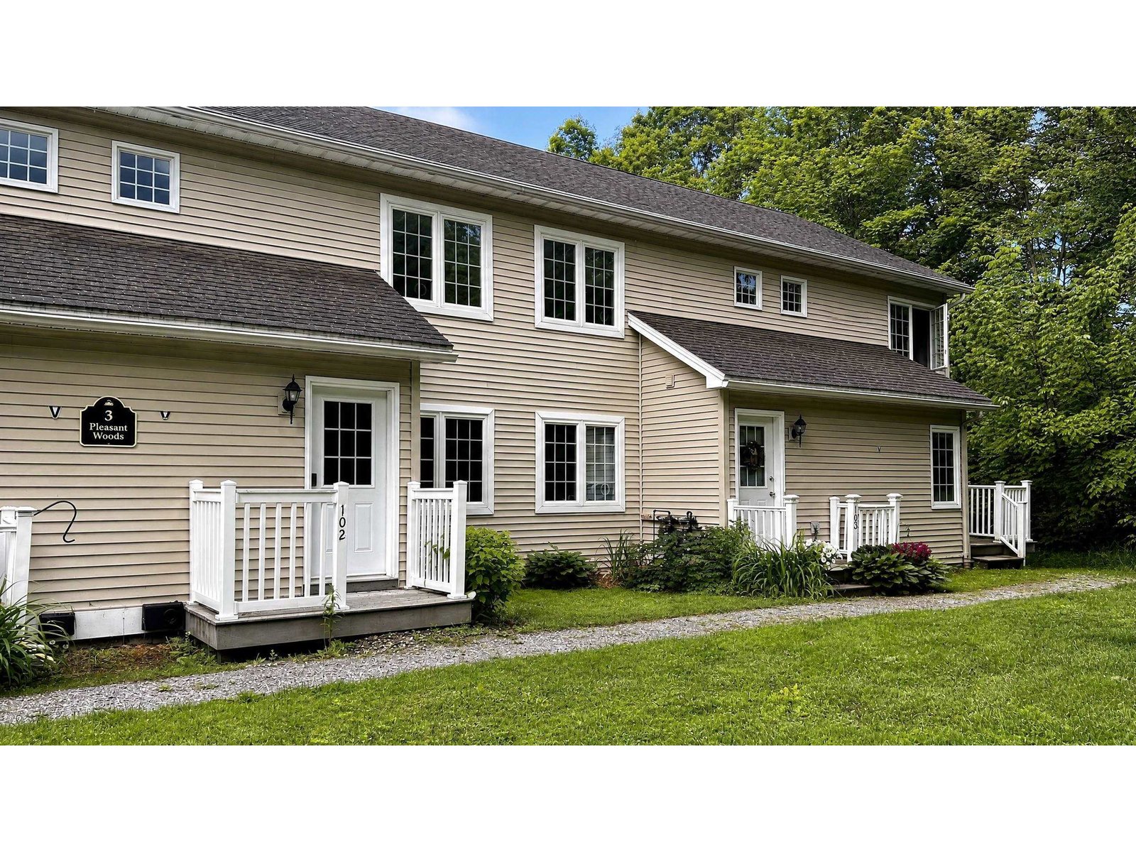 3 Pleasant Woods Road, Fairfax