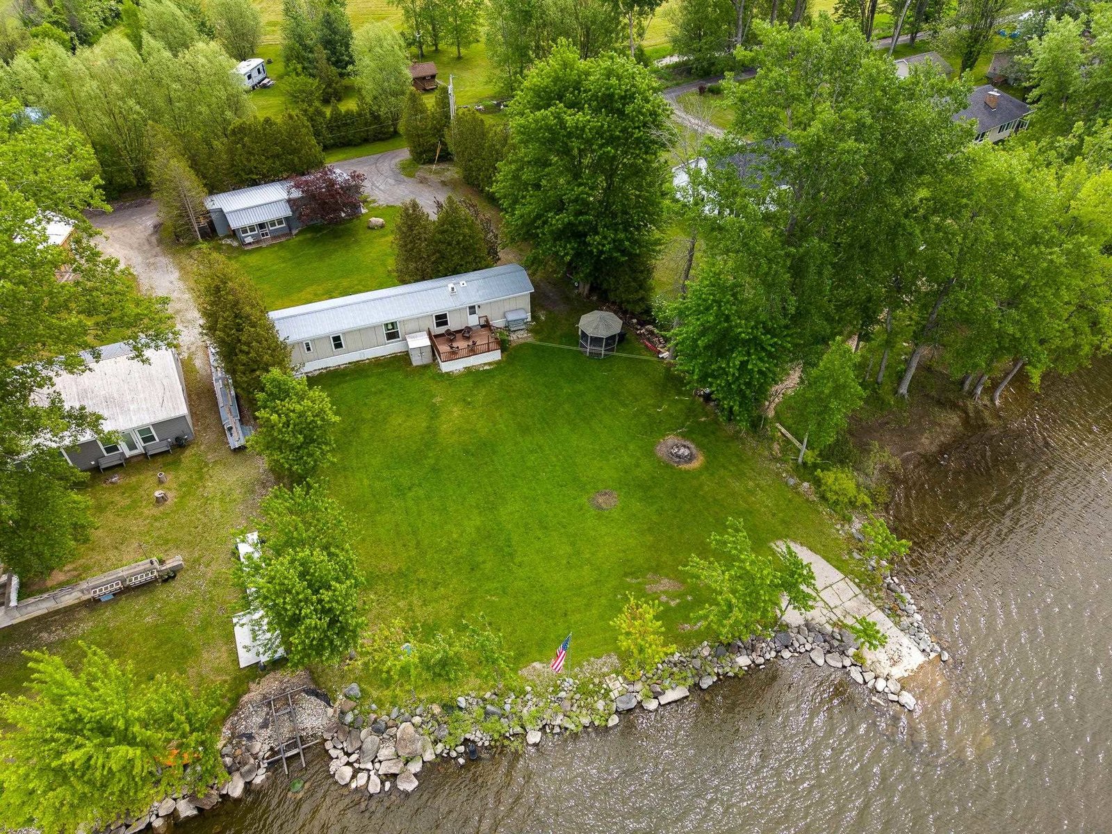 279 Hunter North Road, Alburgh