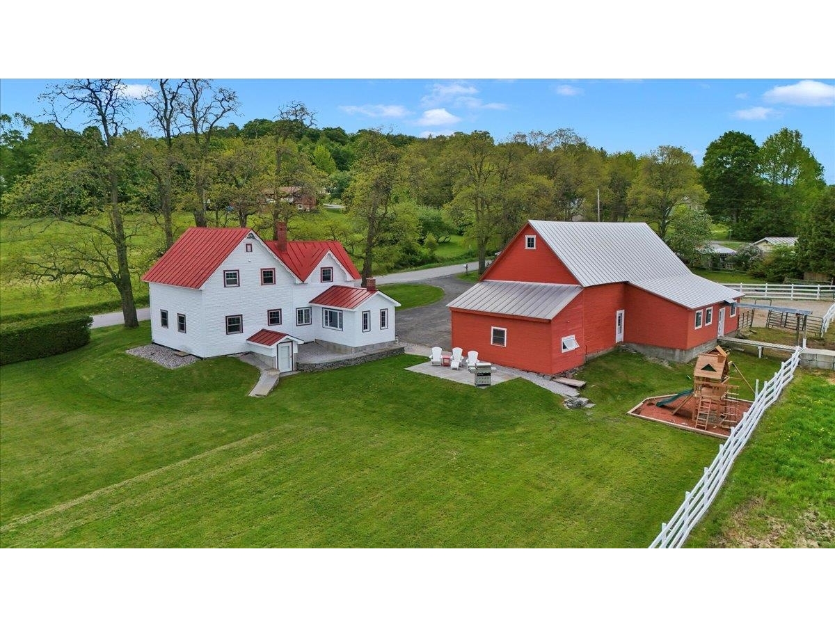 64 Peloquin Road, Barre Town