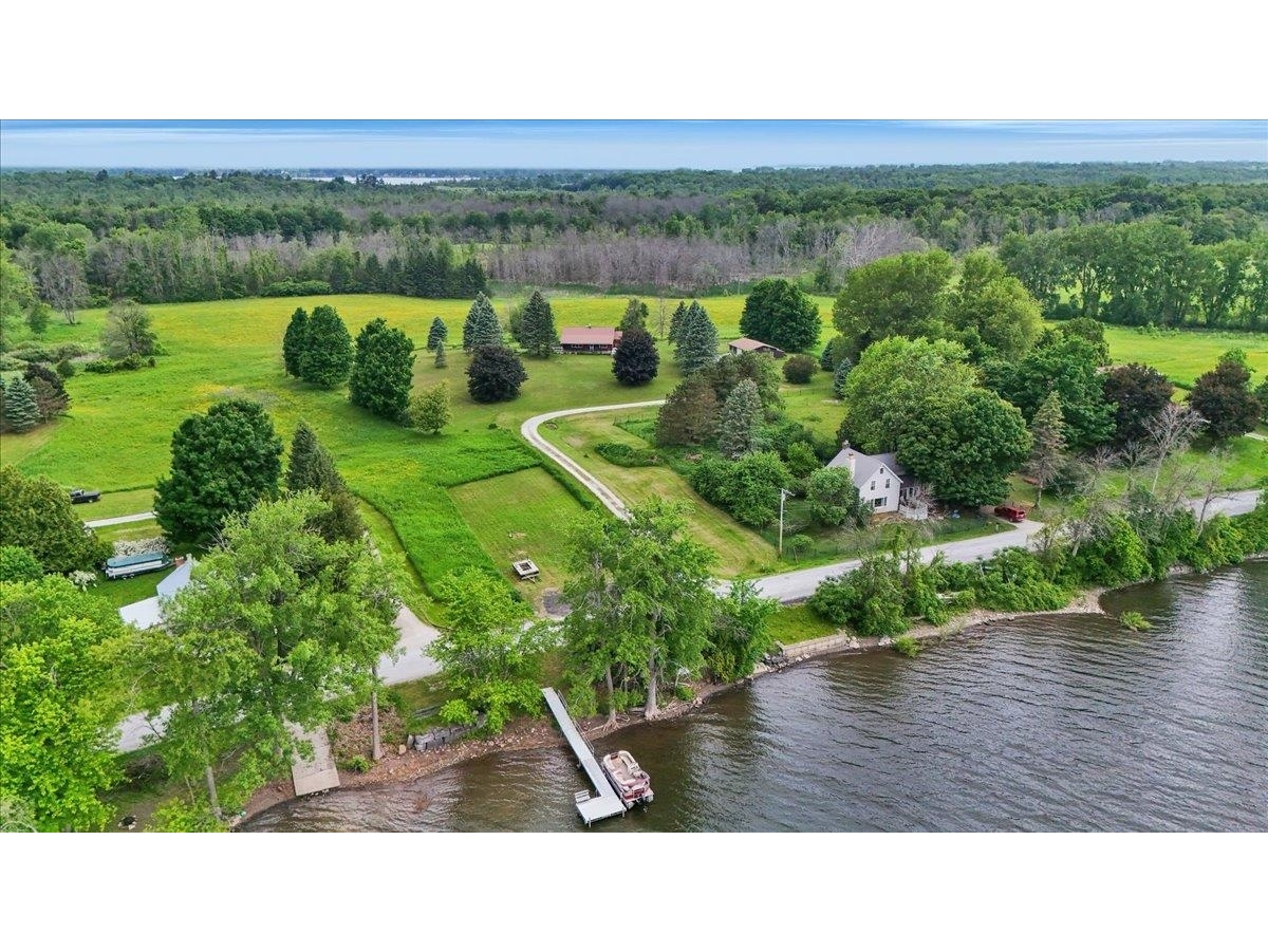 66 Poor Farm Road, Alburgh