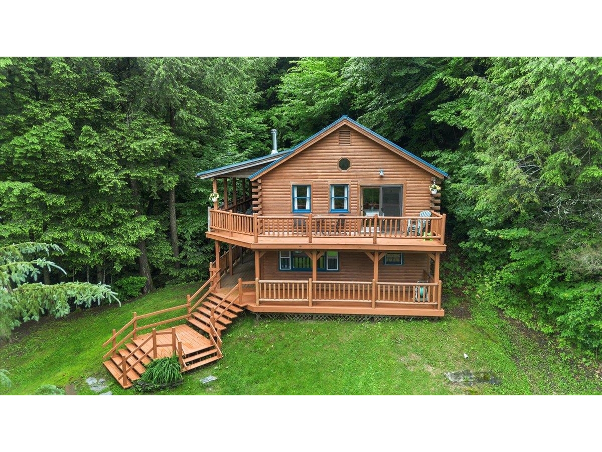 46 Log Cabin Drive, Cambridge