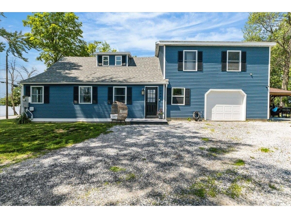 1046 Hathaway Point Road, St. Albans Town