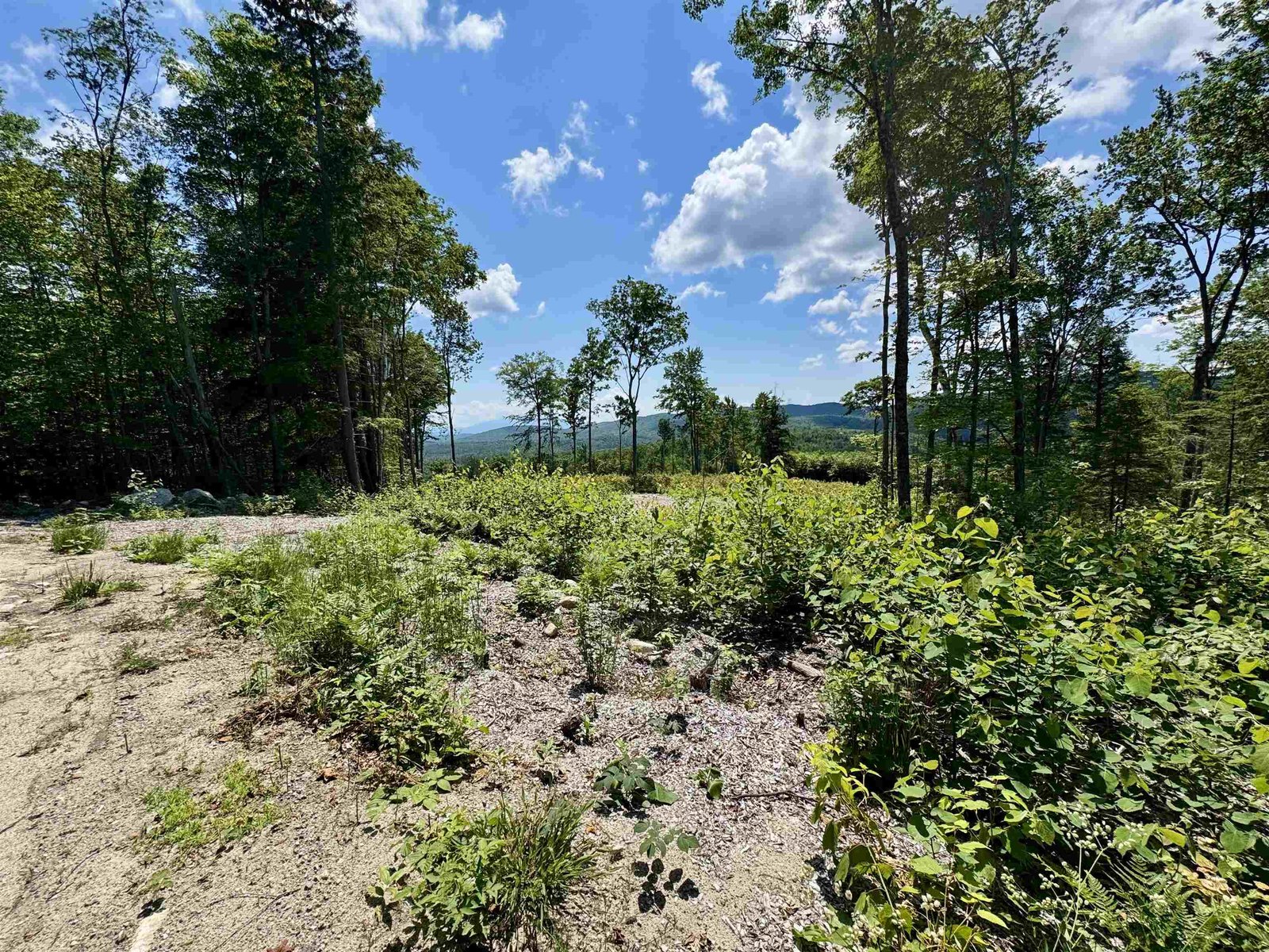 00 Annis Road, Groton