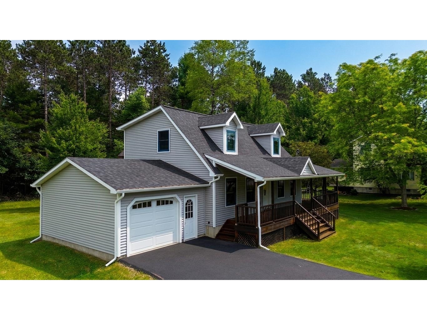 153 Sand Hill Road, Essex