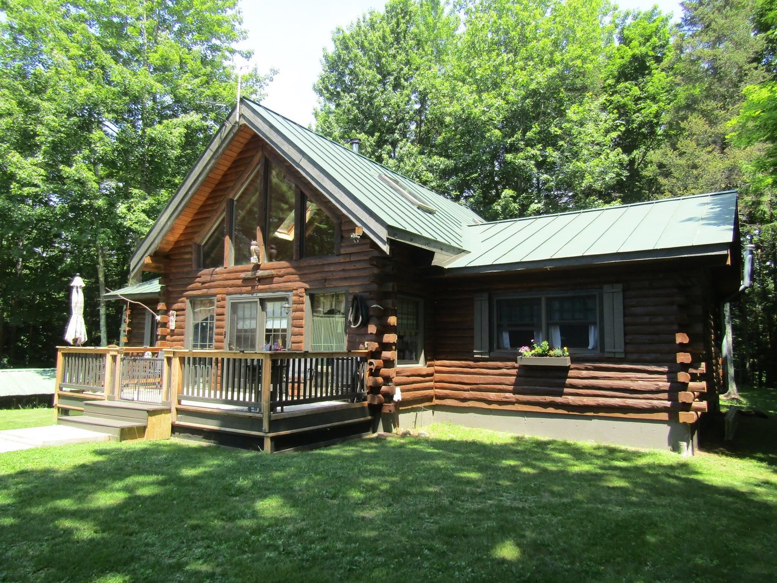 21 Pine Grove Lane, Eden