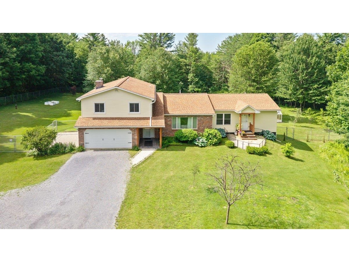 678 Pond Road, Hinesburg