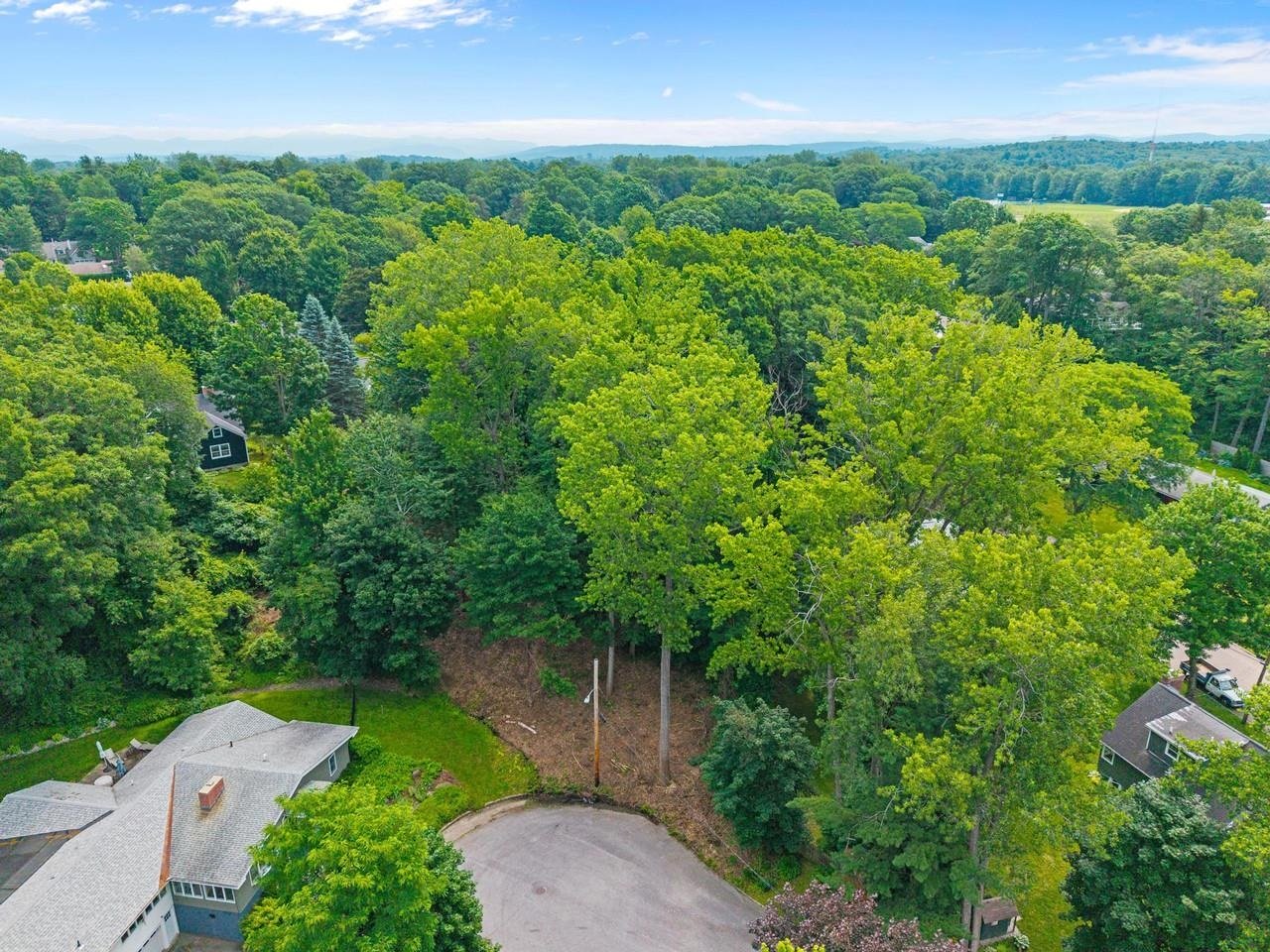 89 Chestnut Terrace, Burlington