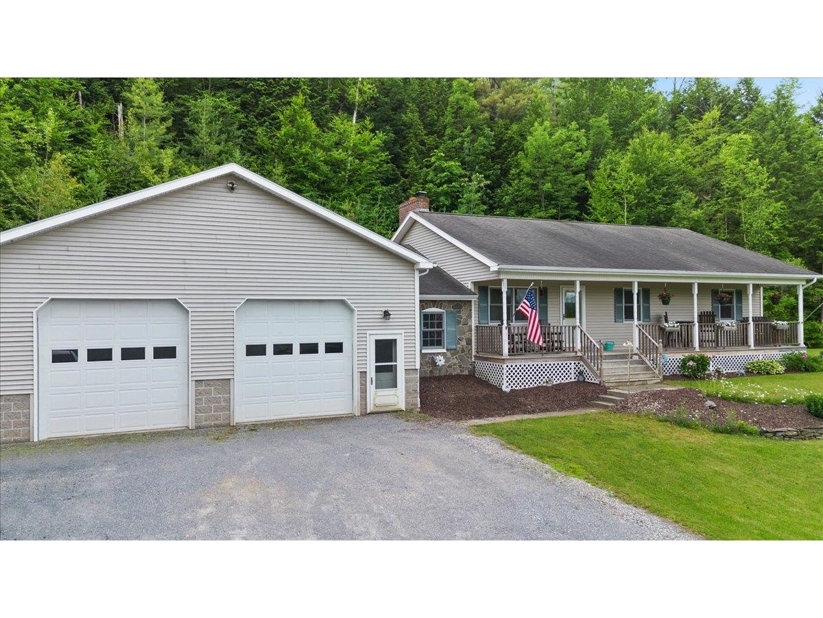 3992 Main Road, Huntington