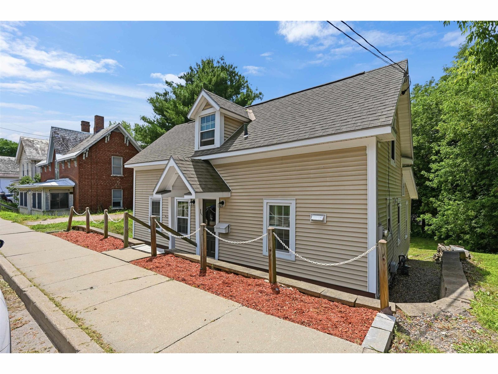 194 Malletts Bay Avenue, Winooski